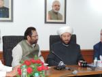 The Union Minister for Minority Affairs, Shri Mukhtar Abbas Naqvi in a meeting with the Grand Mufti of the Syrian Republic, Dr. Ahmad Badreddin Hassoun, in New Delhi on September 26, 2017.