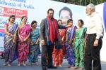 The Union Minister for Minority Affairs, Shri Mukhtar Abbas Naqvi visiting the Stalls, at Hunar Haat, at Islam Gymkhana Marine Lines, in Mumbai on January 08, 2018.