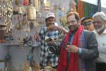 The Union Minister for Minority Affairs, Shri Mukhtar Abbas Naqvi visiting the Stalls, at Hunar Haat, at Islam Gymkhana Marine Lines, in Mumbai on January 08, 2018.