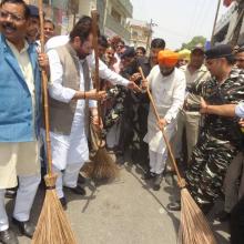Participated in cleanliness drive in Rampur with UP Minister Sh Baldev Aulakh. Swacch Bharat Abhiyan, Clean India, Healthy India.Inaugurated Govt. inter colleges, additional classrooms, girls hostels, constructed under MsDP scheme