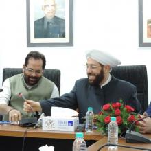 The Union Minister for Minority Affairs, Shri Mukhtar Abbas Naqvi in a meeting with the Grand Mufti of the Syrian Republic, Dr. Ahmad Badreddin Hassoun, in New Delhi on September 26, 2017.