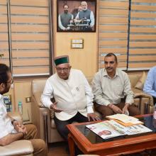 Met Himachal Pradesh Assembly Speaker Shri B B L Butail at Antyodaya Bhawan in New Delhi today and discussed paperless E-Vidhan System